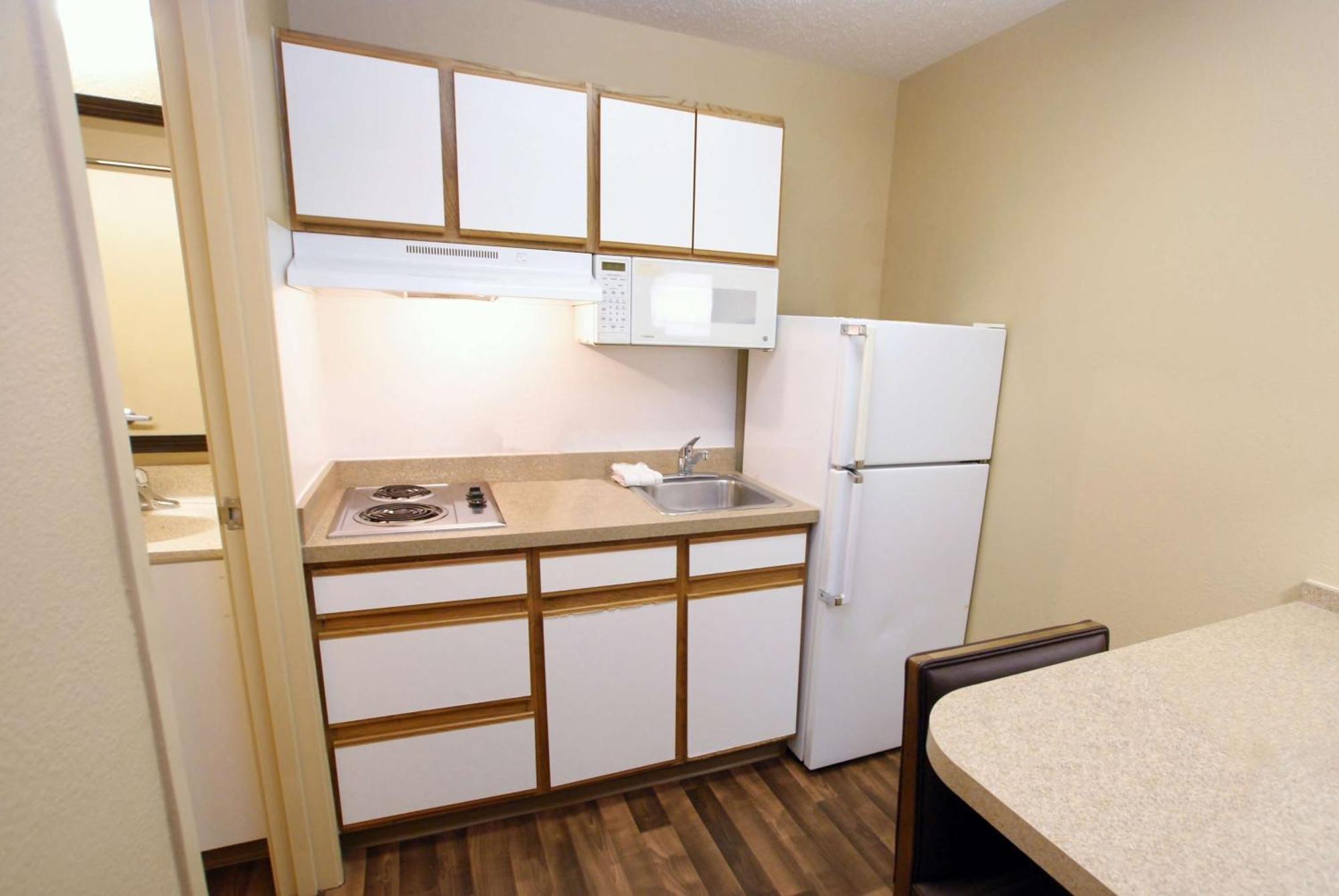 Extended Stay America Select Suites - Durham - University - Ivy Creek Blvd Exteriör bild